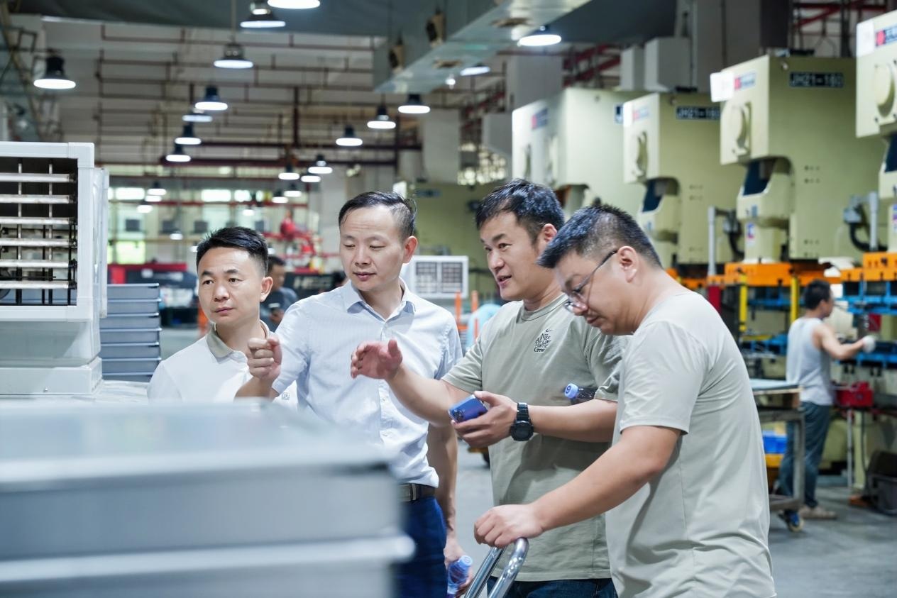 厨房里的【防腐盾牌】！索而（THOR）不锈钢橱柜如何抵御【油污、酸碱】的侵蚀？-索而THOR